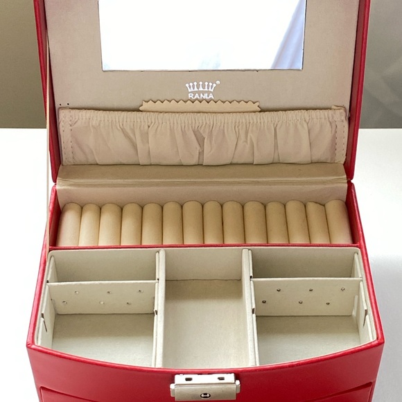 Red Jewelry Organizer Box - Picture 4 of 6